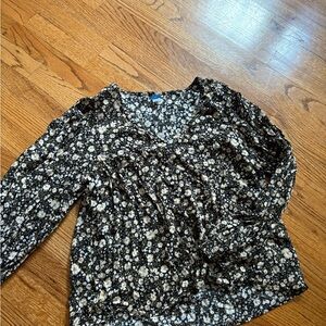 Old Navy Black and White Floral Blouse